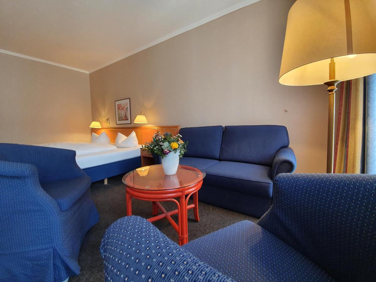 Hotel Quellenhof 3*